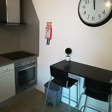 White Rock Surf Homestay